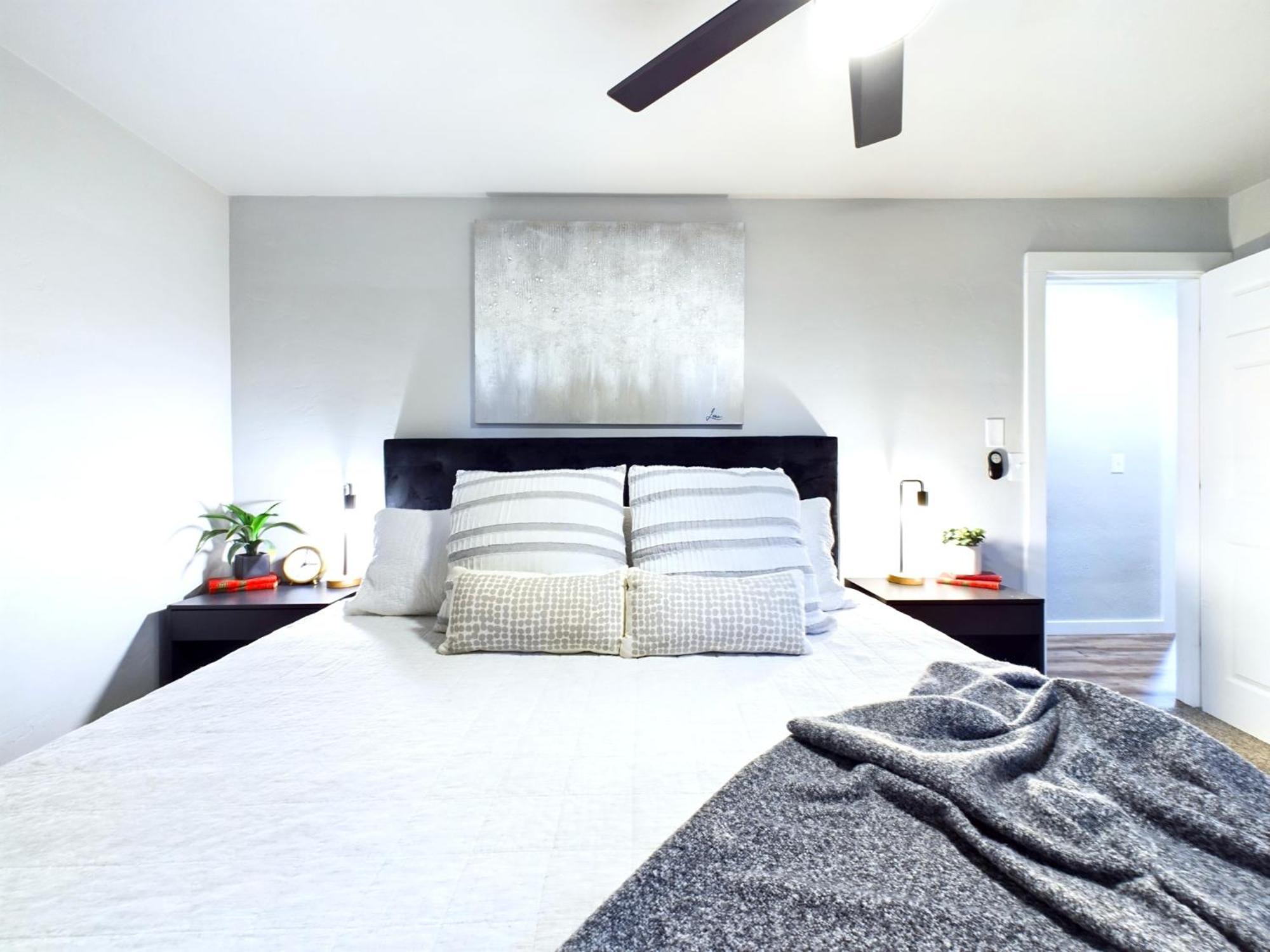 Modern Boho Retreat Villa Corvallis Bagian luar foto
