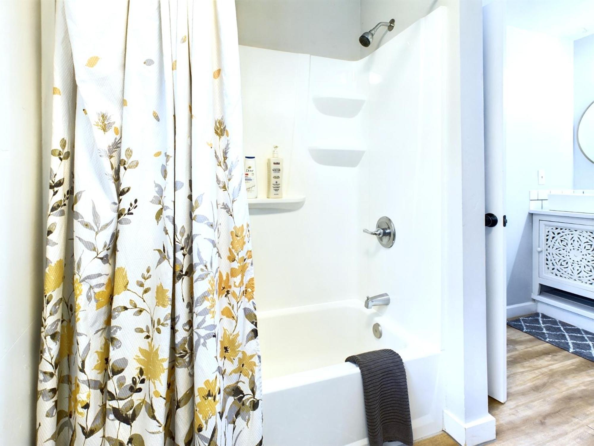 Modern Boho Retreat Villa Corvallis Bagian luar foto